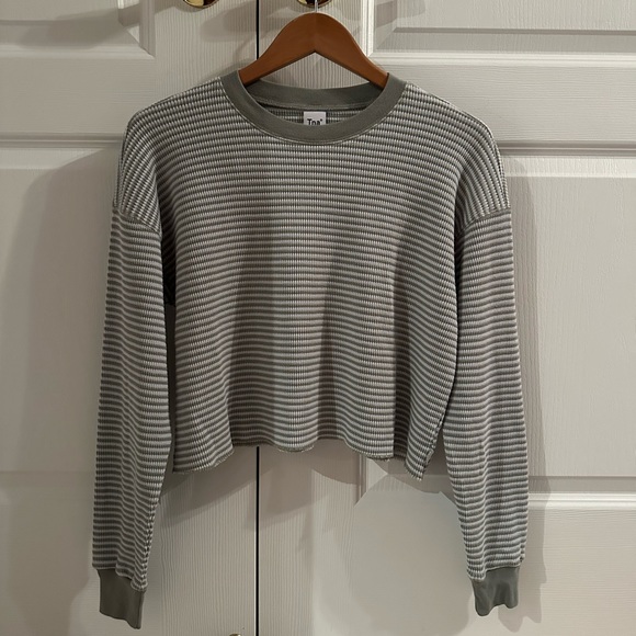 TNA long sleeve - Picture 1 of 2